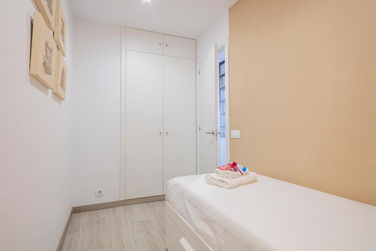 Ferienwohnung Alcam Books Barcelona Exterior foto